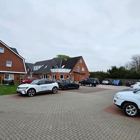 Hotel Dorfkrug Buesum - Guenstige Altbauzimmer Am Oland Exterior foto